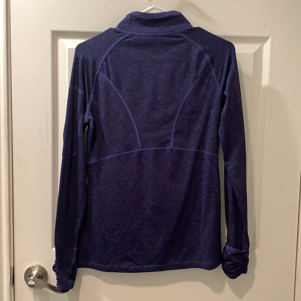 running pullover - Picture 4 of 5